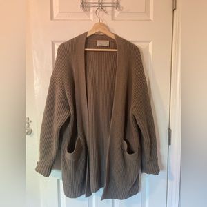 Oversized mushroom colored cotton cardigan from Everlane size medium.